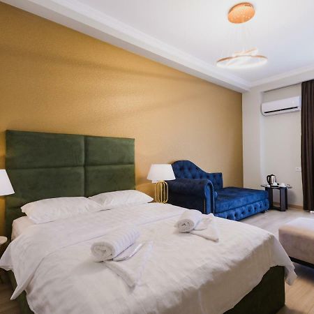 Golden Globe Boutique Hotel Tbilisi Bagian luar foto