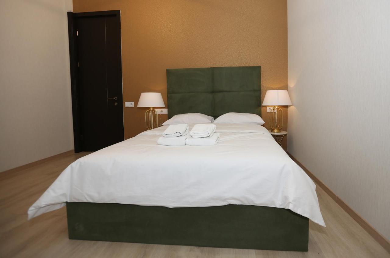 Golden Globe Boutique Hotel Tbilisi Bagian luar foto