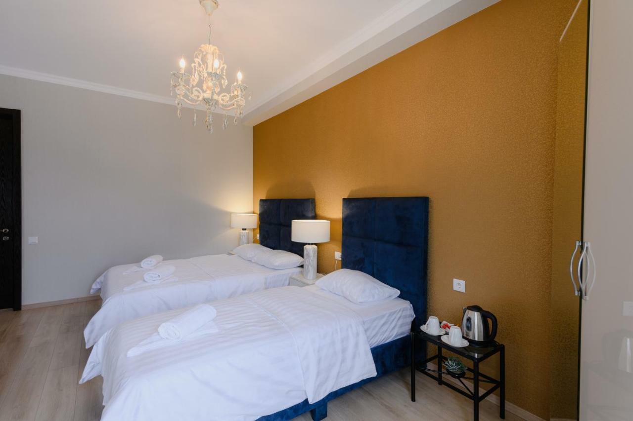 Golden Globe Boutique Hotel Tbilisi Bagian luar foto